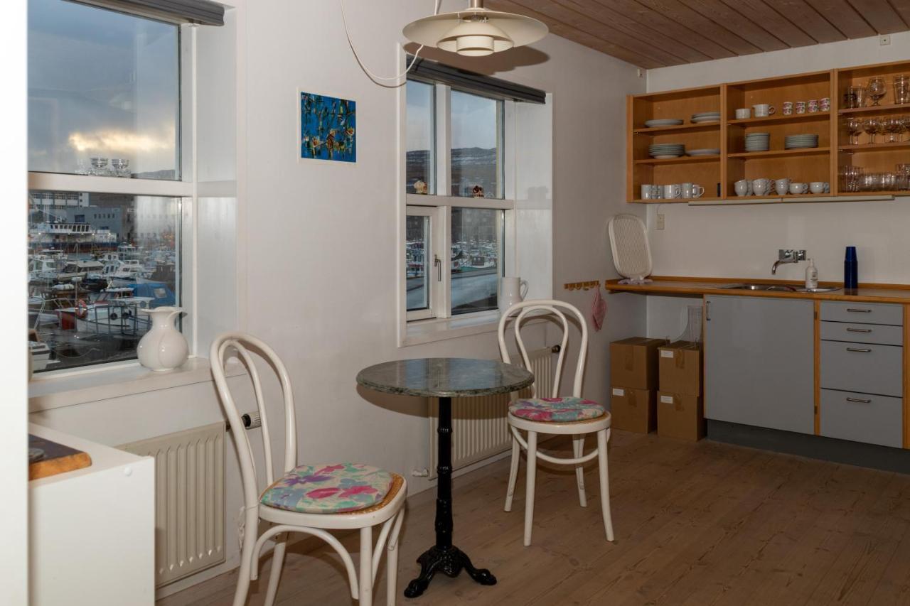 Guesthouse At The Boat Harbour Torshavn Luaran gambar