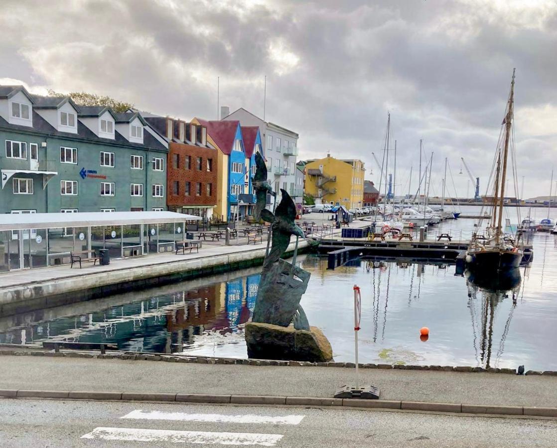 Guesthouse At The Boat Harbour Torshavn Luaran gambar