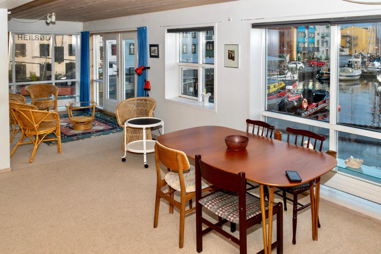Guesthouse At The Boat Harbour Torshavn Luaran gambar